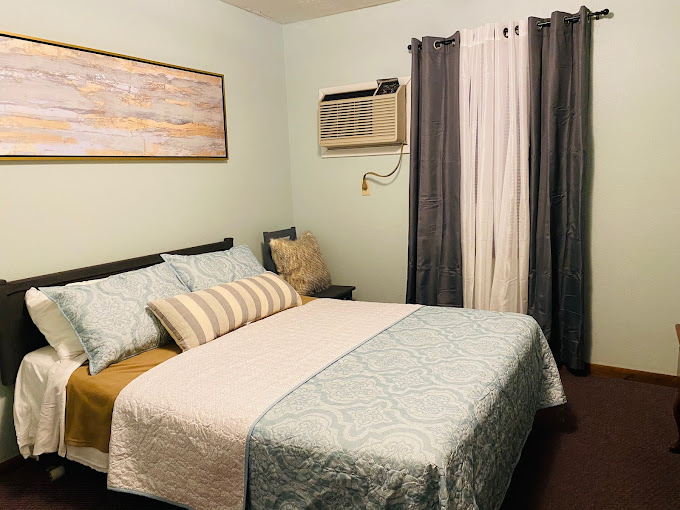 Queen Bed